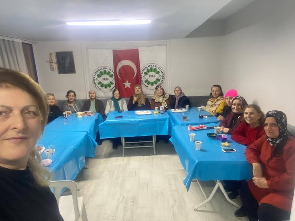 Zeytinburnu Yardımlaşma ve Dayanışma Derneği’nden Geleneksel 2. İftar Buluşması