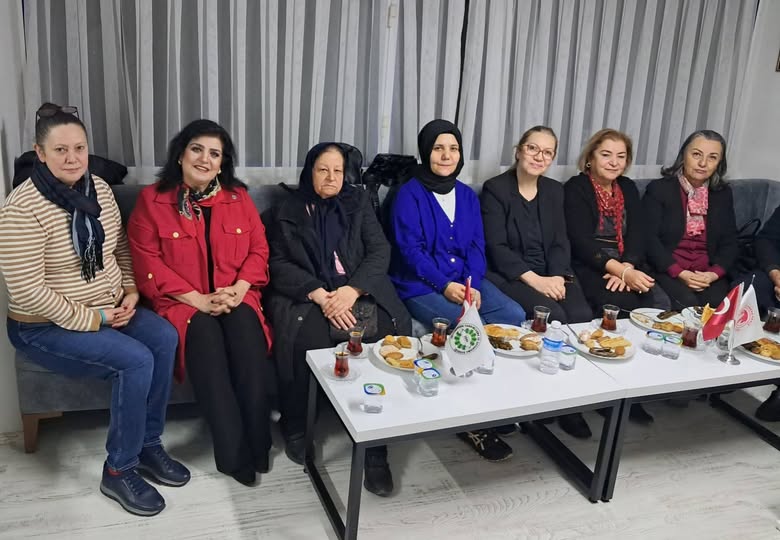 Anahtar Parti İstanbul İl Başkan Yardımcısı Sayın Asuman Sula Durmuşoğlu ile bir araya gelindi
