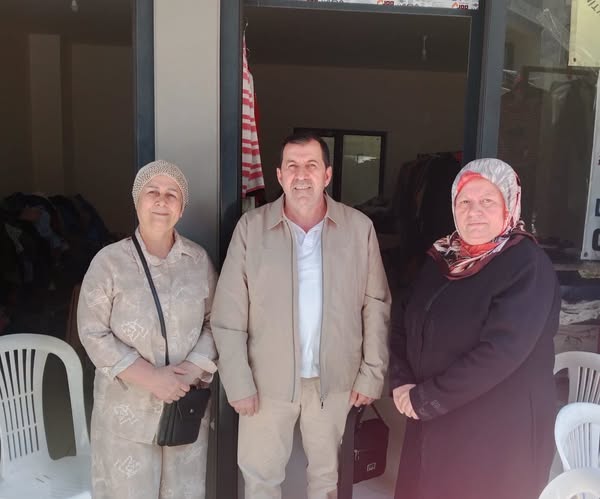 İş İnsanı Abdullah Yerebakan Kermesimizi Ziyaret Etti