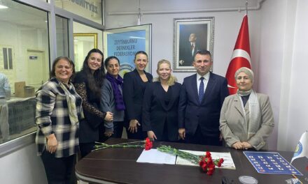 Zeytinburnu Dernekler Federasyonu Kadın Kolları’ndan Anlamlı 8 Mart İftar Buluşması